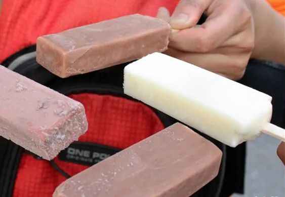 冰峰要上市,西安本地冰淇淋品牌急吗?(图2) 冰峰要上市,西安本地冰淇淋品牌急吗?(2)