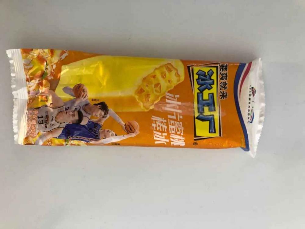 「冰工厂」这种外面是冰壳,里头是馅儿的冰棍怎么「冻」出来的? | 有趣的制造(图5) 这类冰工厂外面都是冰,里面是馅儿的冰棍,怎么「冻」出来的?|有意思的制作(5)