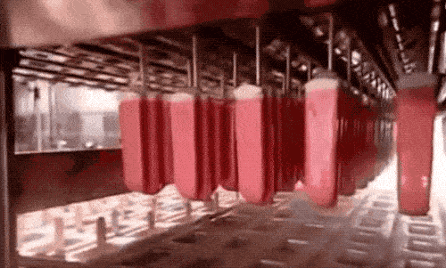 「冰工厂」这种外面是冰壳,里头是馅儿的冰棍怎么「冻」出来的? | 有趣的制造(图19) 这类冰工厂外面都是冰,里面是馅儿的冰棍,怎么「冻」出来的?|有意思的制作(19)