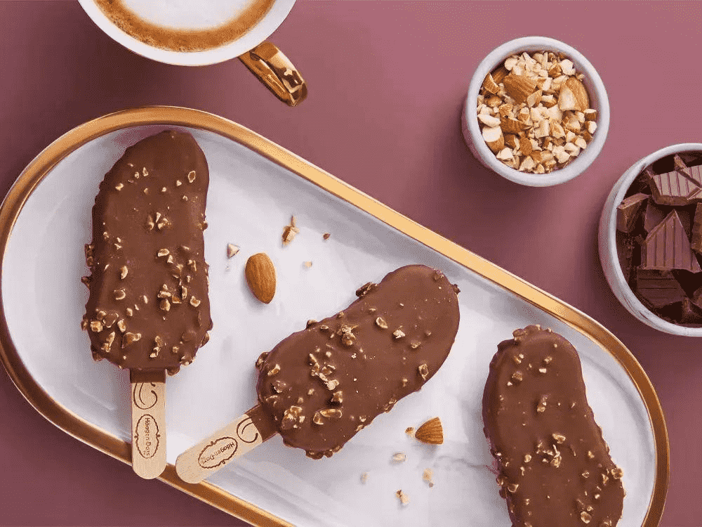 脆皮冰棍如何蘸上热巧克力做外壳,又不会融化?(图1) 脆皮冰棍如何蘸上热巧克力做外壳,又不会融化?(1)