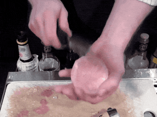 威士忌里的冰块，是怎样做出来的？ | 有趣的制造(37)