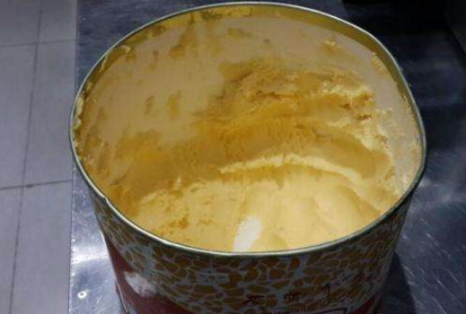 东莞桶装冰淇淋供应哪家比较好呢?桶装冰淇淋多少钱一桶?(图1) 东莞桶装冰淇淋供应哪家比较好呢?桶装冰淇淋多少钱一桶?(1)