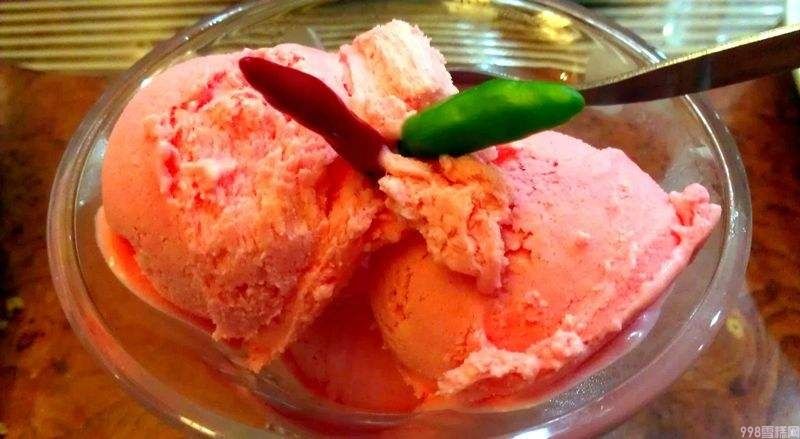 盘点八种奇葩的冰淇淋(第一种就让人脸红)(1) 盘点八种奇葩的冰淇淋(第一种就让人脸红)(1)