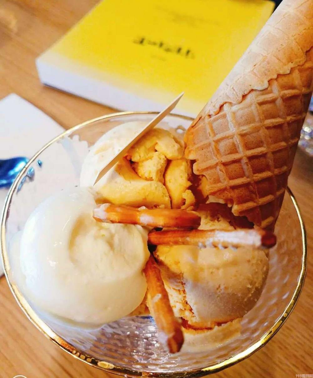 八喜冰淇淋蛋糕多少钱一个(比奶茶更能拯救小仙女的10款美食)(17) 八喜冰淇淋蛋糕多少钱一个(比奶茶更能拯救小仙女的10款美食)(17)