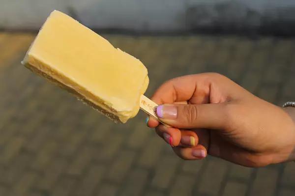 雀巢牛奶棒多少钱一根（雀巢牛奶棒价格介绍）(2)