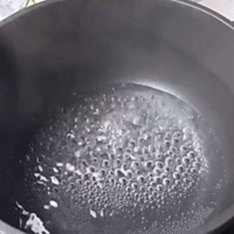 老冰棍的烹饪技巧分享（介绍老冰棍的做法）(2)