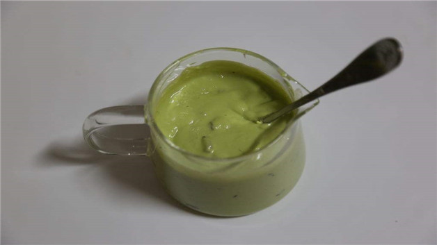 牛油果雪糕好吃吗（分享牛油果雪糕的做法）(1)