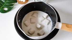 牛奶棉花糖雪糕做法（分享搅一搅就成功的做法 ）(2)