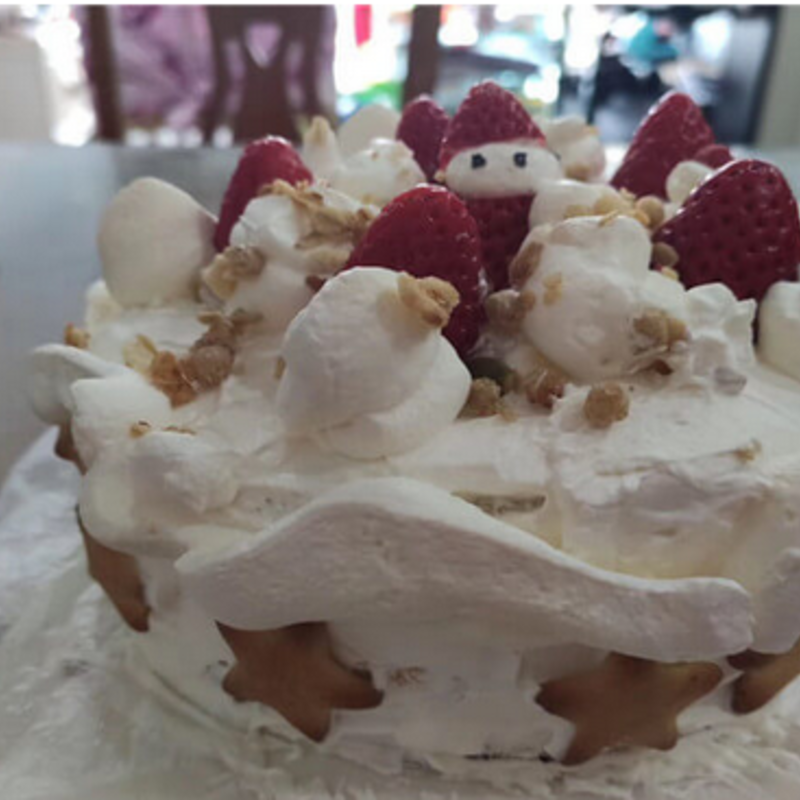 冰淇淋蛋糕是冰淇淋还是蛋糕（分享冰淇淋蛋糕和普通蛋糕的区别）(1)