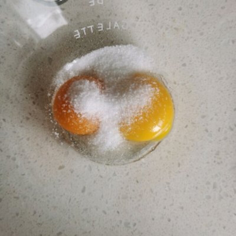 伊利冰淇淋怎么做（自制冰激凌来拯救你的胃）(2)