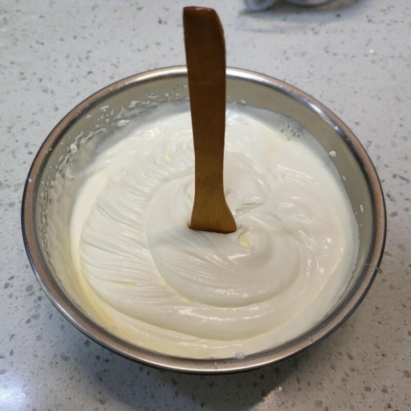 小布丁雪糕的制作方法（分享简单几步就能做出小布丁雪糕）(6)