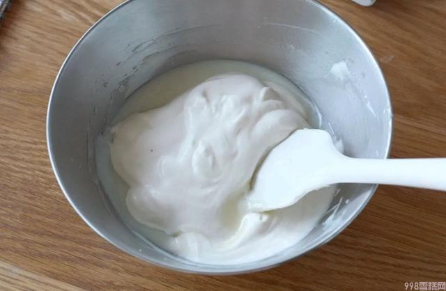 大白兔雪糕做法(教你做成没有冰渣的大白兔雪糕)(6) 大白兔雪糕做法(教你做成没有冰渣的大白兔雪糕)(6)