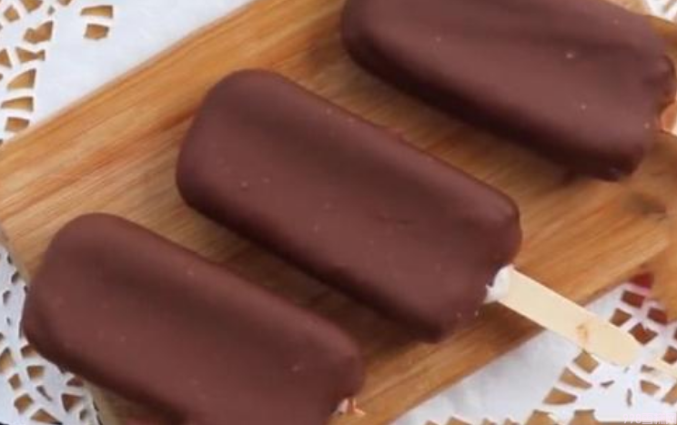 奶雪糕怎么做好吃(分享巧克力雪糕的好吃做法)(9) 奶雪糕怎么做好吃(分享巧克力雪糕的好吃做法)(9)