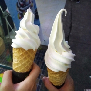 雪糕泥怎么做（教你香蕉做雪糕味道特别）