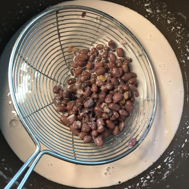 一瓶牛奶，一碗红豆，教你们做出美味鲜奶红豆冰棒(4)