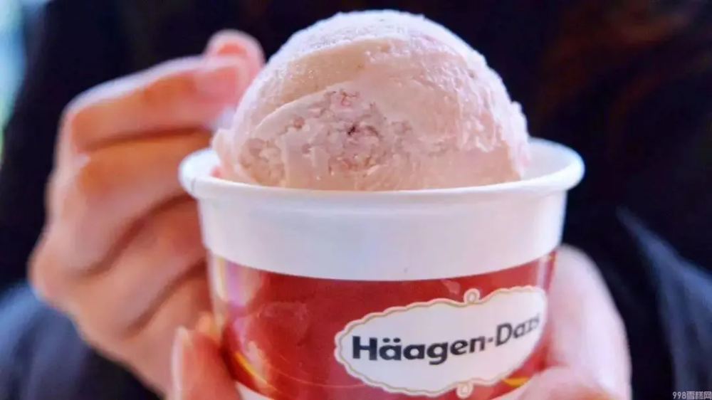 被骂惨的钟薛高，为何还被年轻人抢购一空？(12)